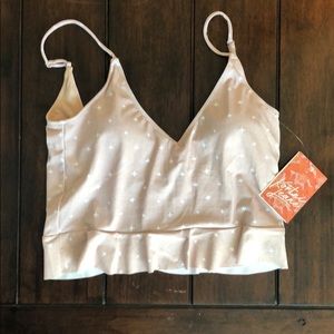 NWT Kortni Jeane Scoop Top